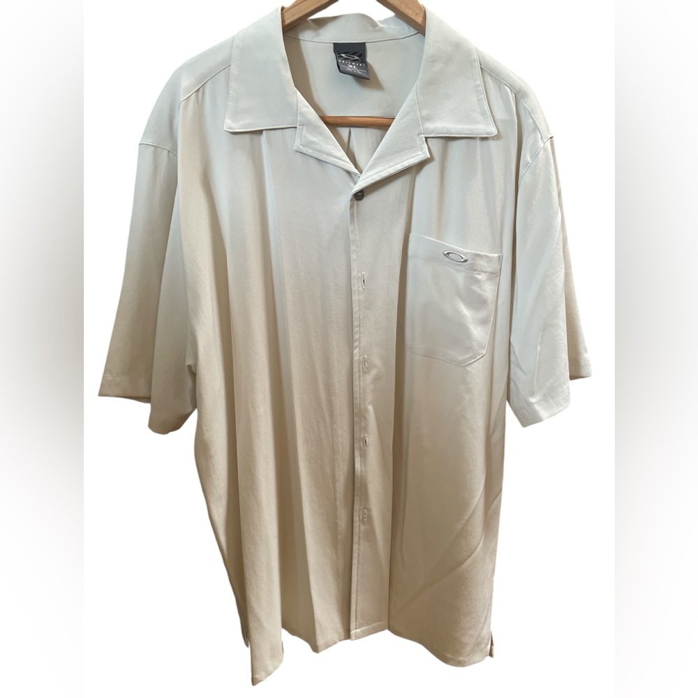 Oakley Men’s Button Down Shirt XL